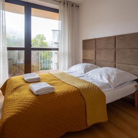 Aparthotel City Center Apartments Krynica Zdroj Εξωτερικό φωτογραφία