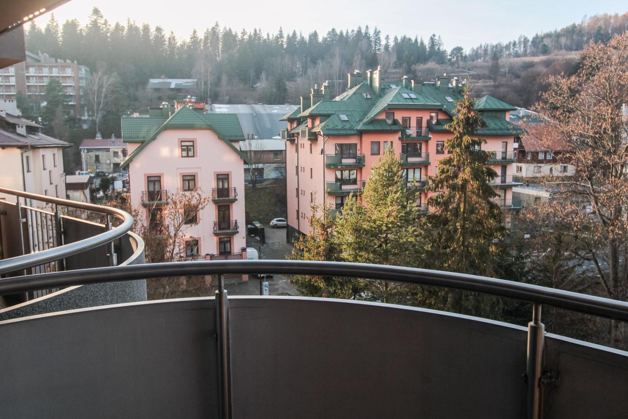 Aparthotel City Center Apartments Krynica Zdroj Εξωτερικό φωτογραφία