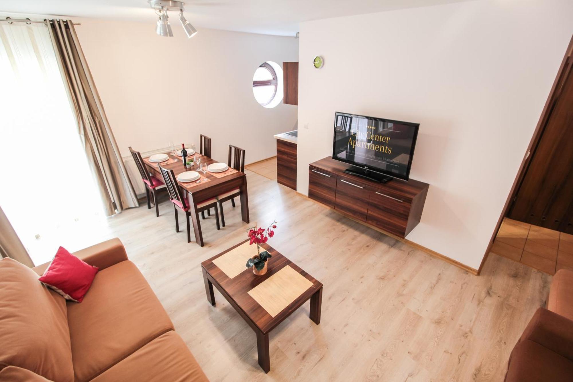 Aparthotel City Center Apartments Krynica Zdroj Εξωτερικό φωτογραφία
