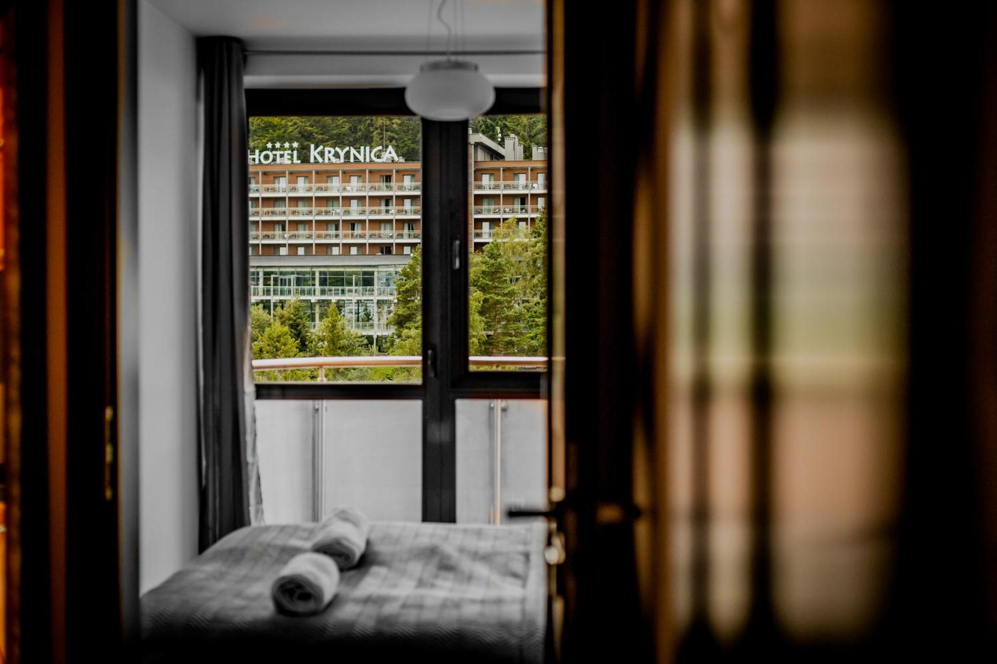 Aparthotel City Center Apartments Krynica Zdroj Εξωτερικό φωτογραφία